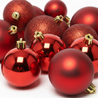Rouge - 30 boules de Noël Mix (Incassable), en gros plan