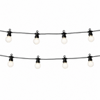 LED-prikkabel met peertjes op zwarte kabel, twee strengen op een witte achtergrond